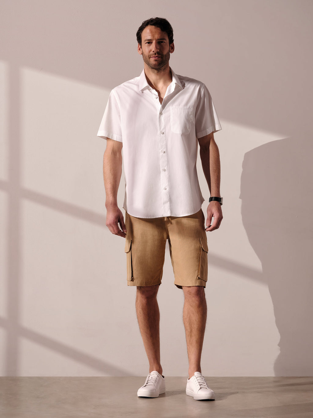 Chemise boutonnée à manches courtes pour tous les jours