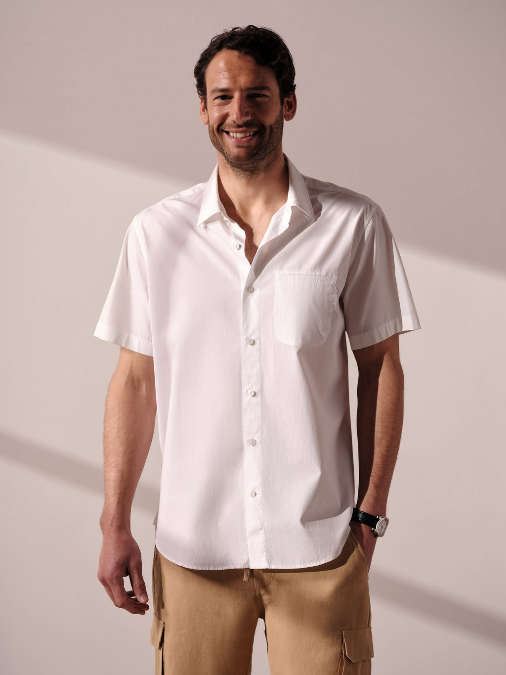 Chemise boutonnée à manches courtes pour tous les jours