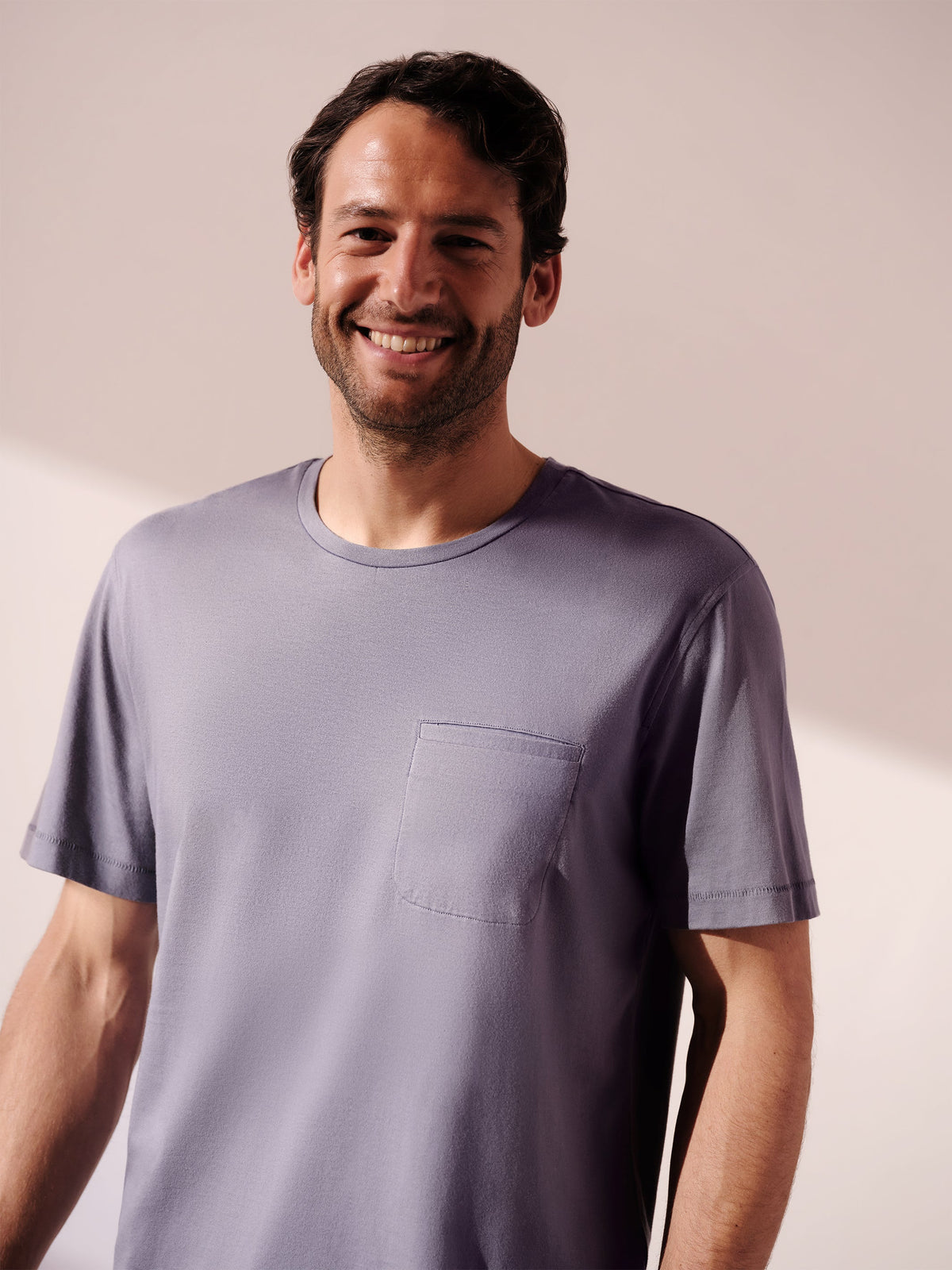 T-shirt à manches courtes et poche poitrine