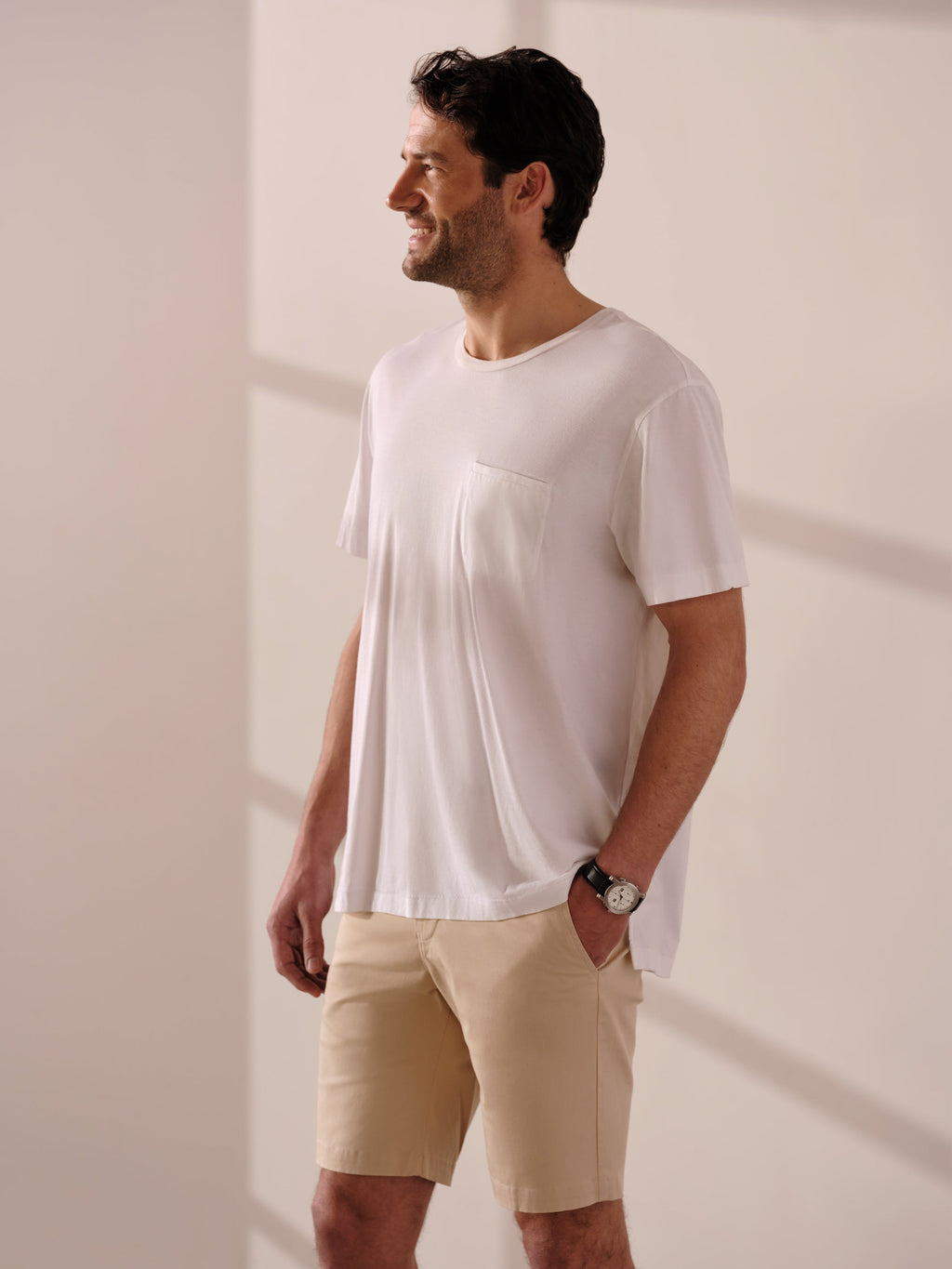 T-shirt à manches courtes et poche poitrine