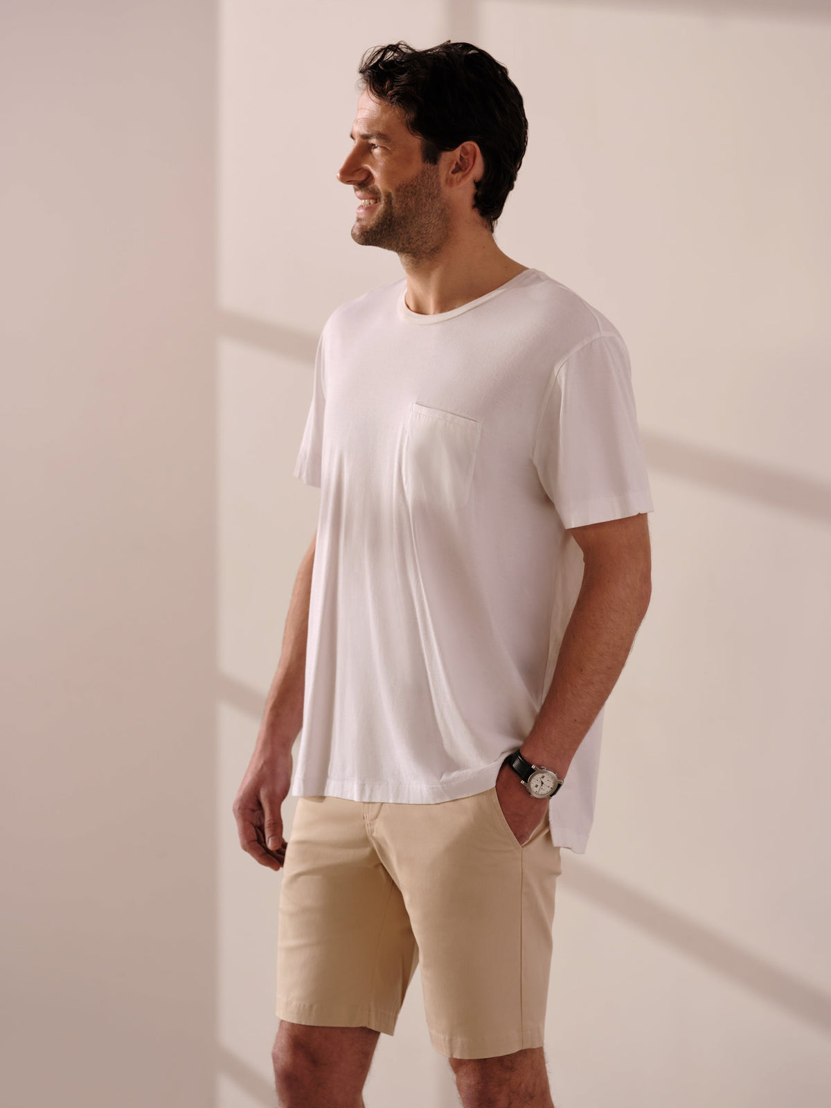 T-shirt à manches courtes et poche poitrine