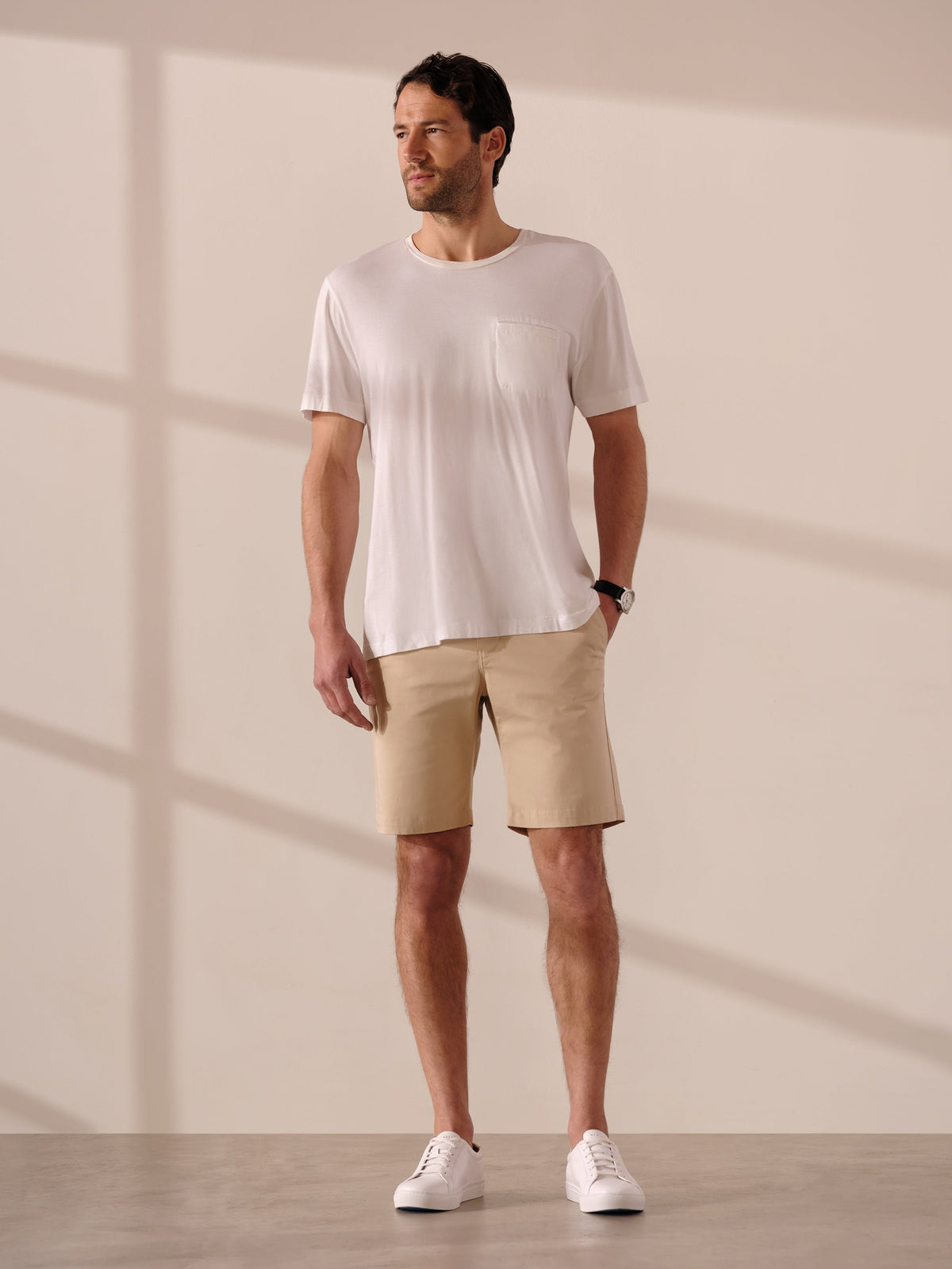 T-shirt à manches courtes et poche poitrine