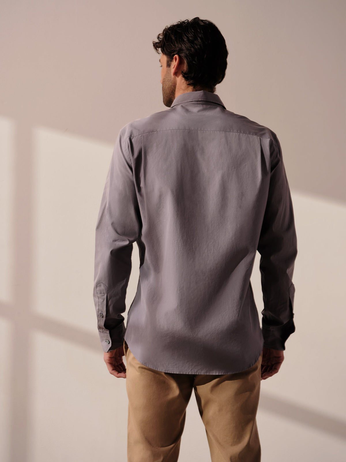 Chemise boutonnée à manches longues pour tous les jours