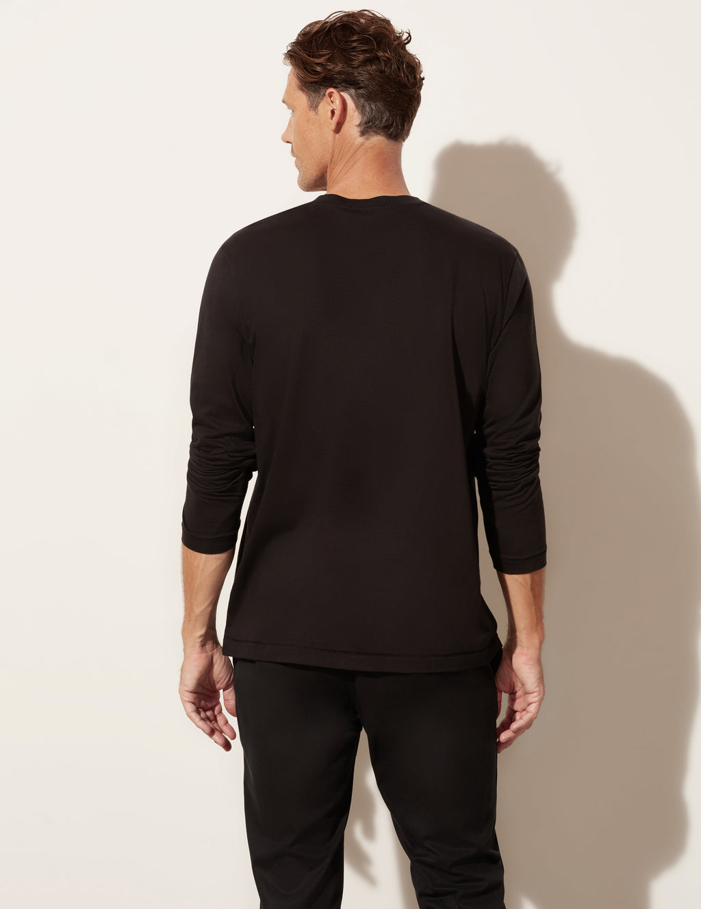 T-shirt à manches longues avec poche