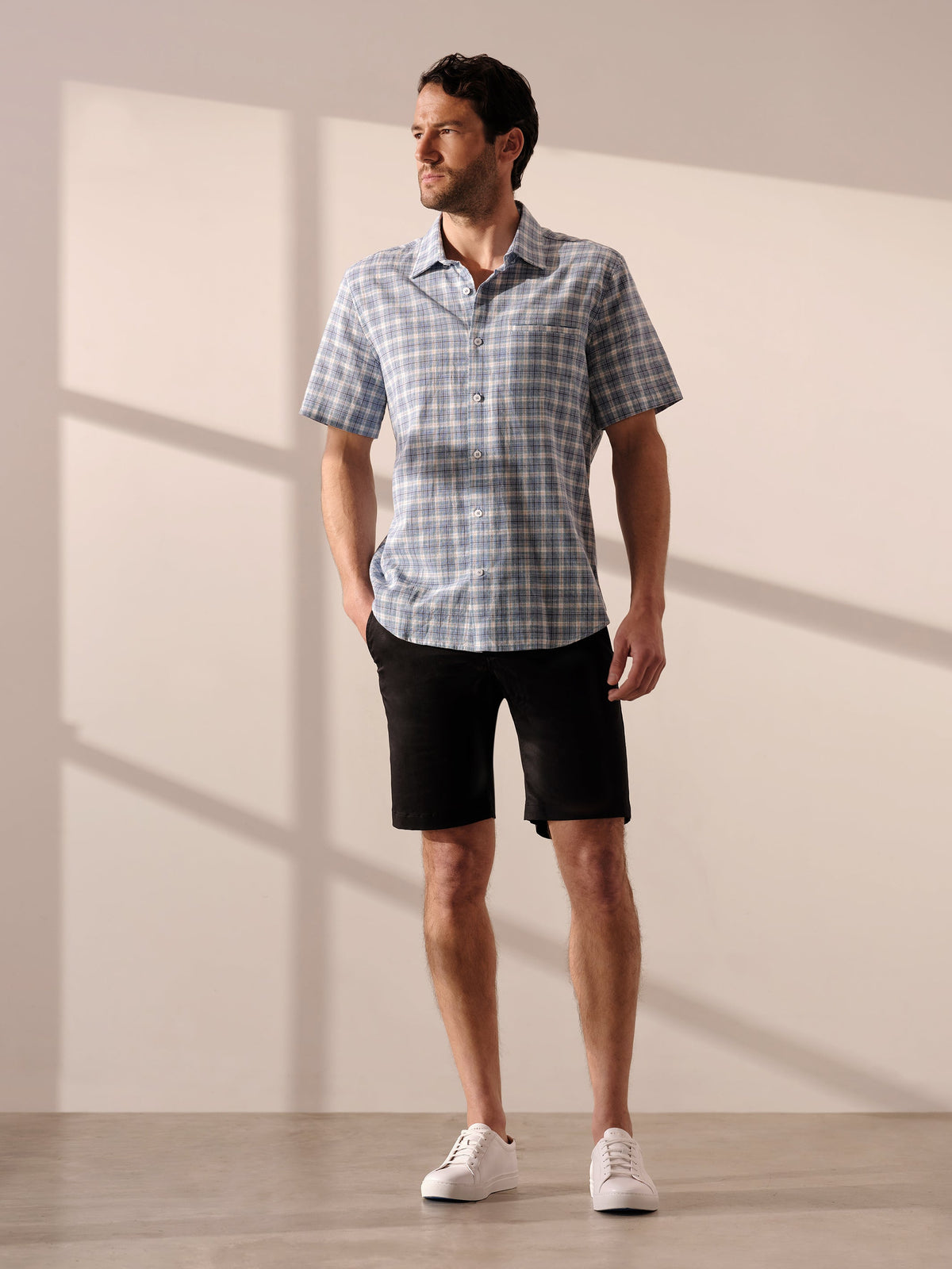 Chemise à manches courtes boutonnée pour tous les jours