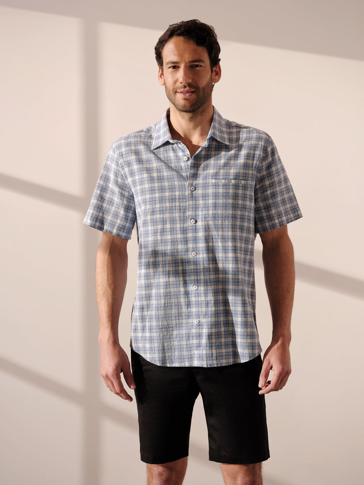 Chemise à manches courtes boutonnée pour tous les jours