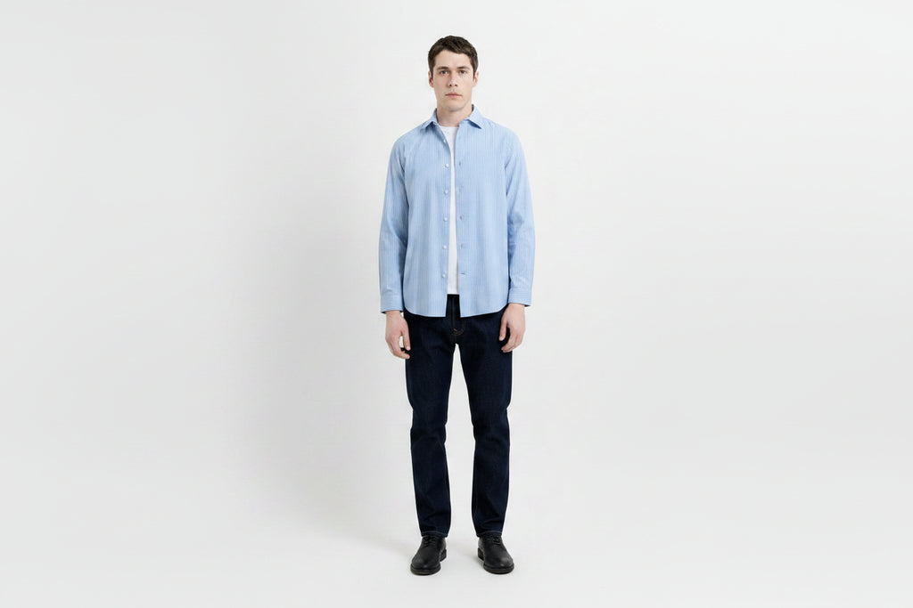 Chemise boutonnée à manches longues en coton rayé bleu