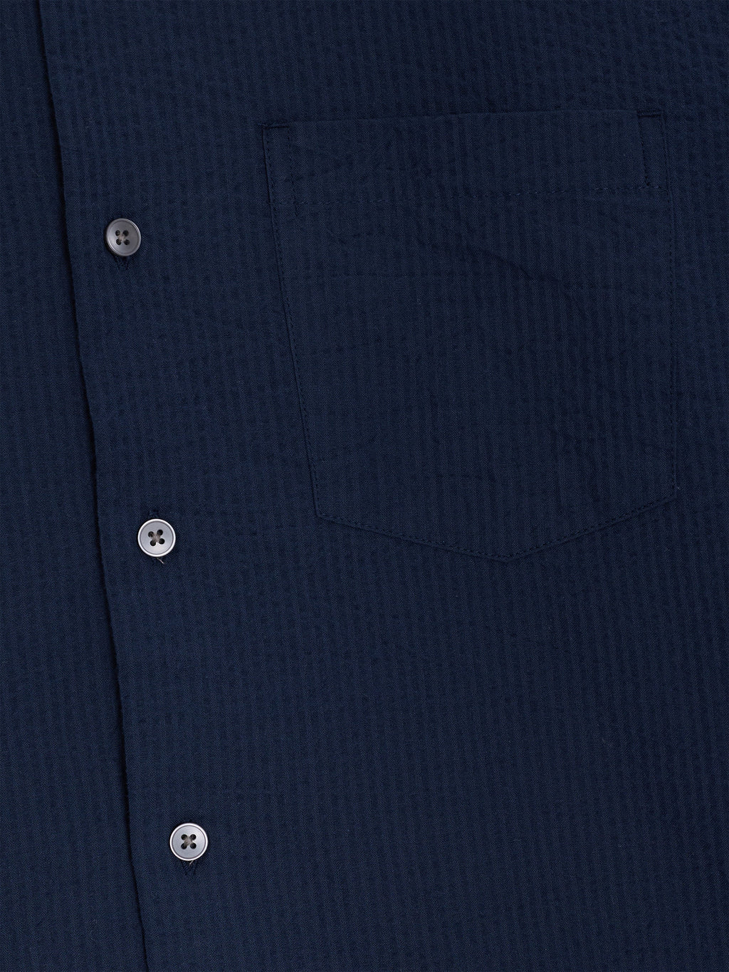 Chemise en seersucker bleu foncé à manches courtes