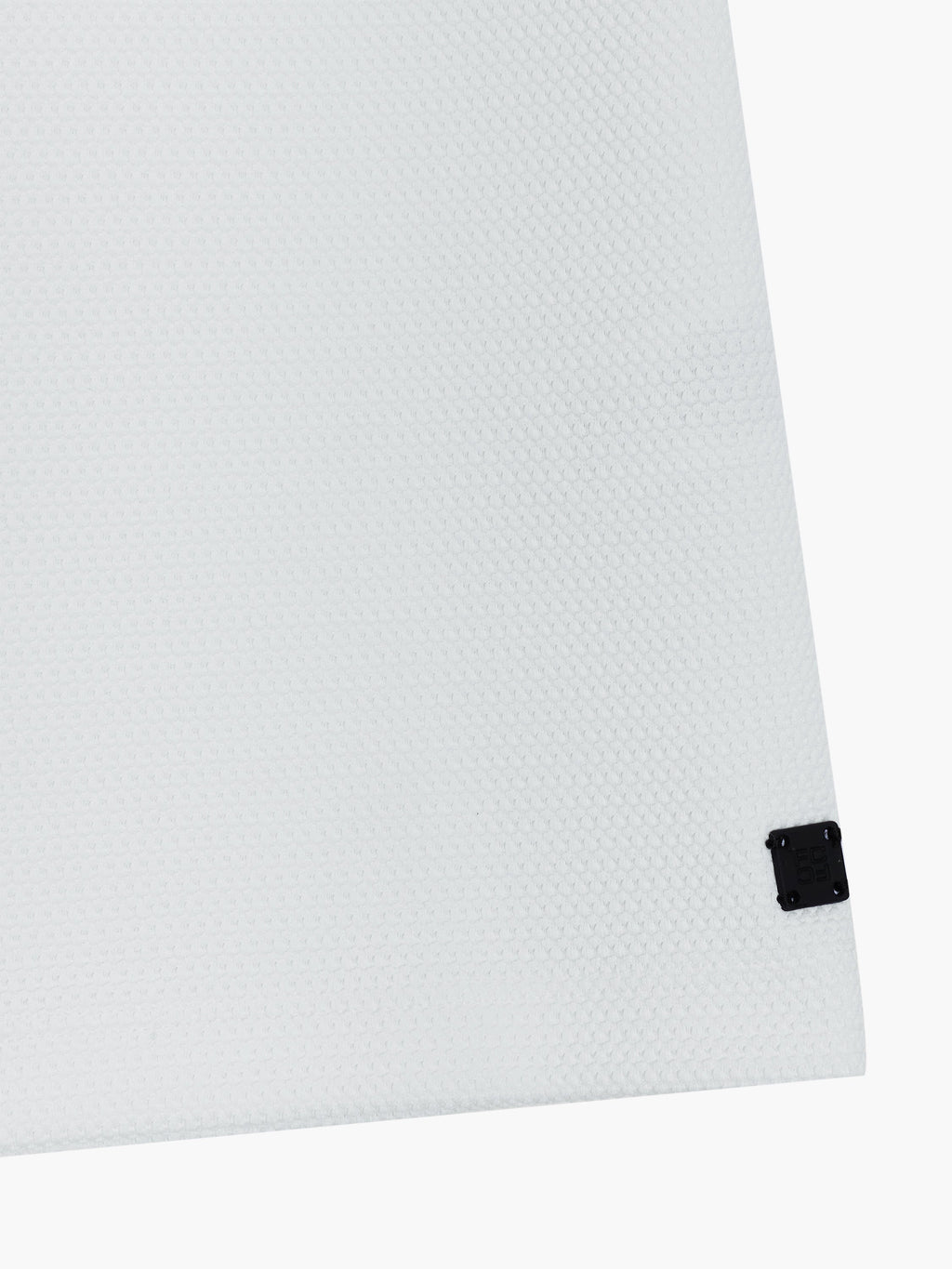 Polo blanc en maille ajourée à manches courtes