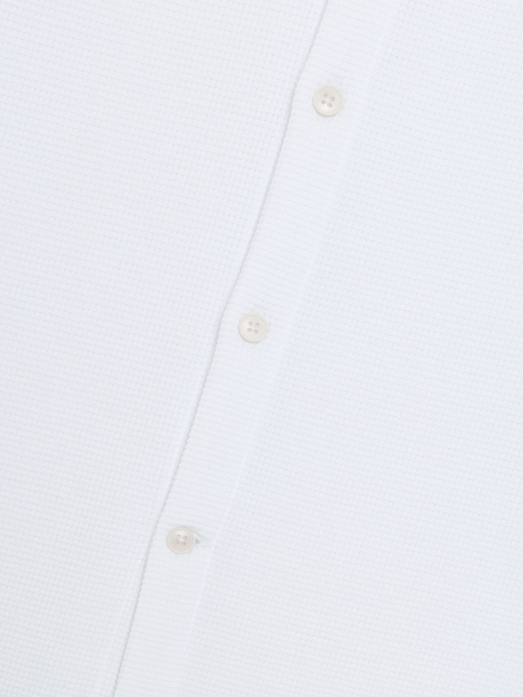Chemise blanche texturée boutonnée à manches courtes