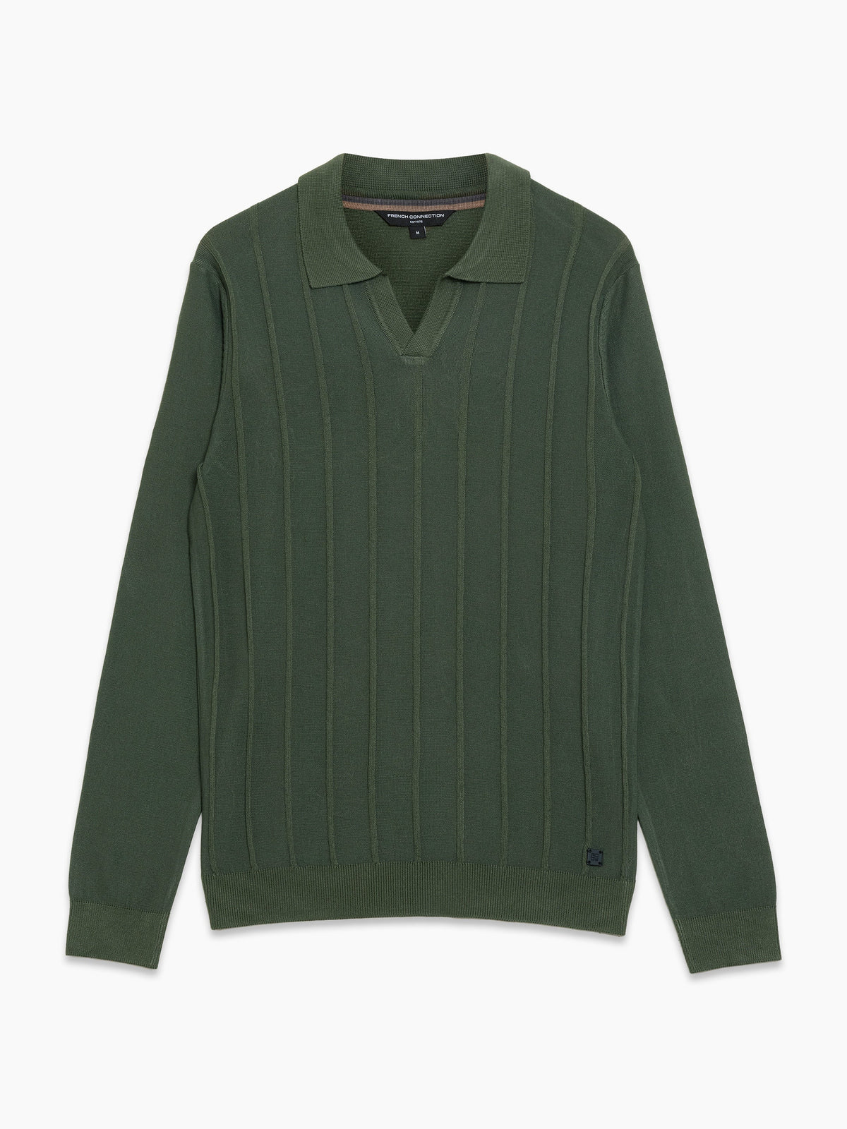 Haut en maille vert à col ouvert et coutures verticales
